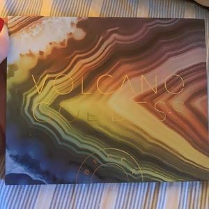 Becca Volcano Goddess Palette USED NO BOX